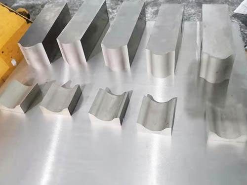 Cr12MOV异种模具钢